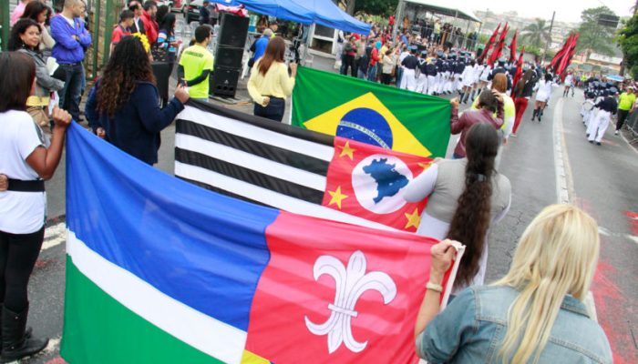 DESFILE