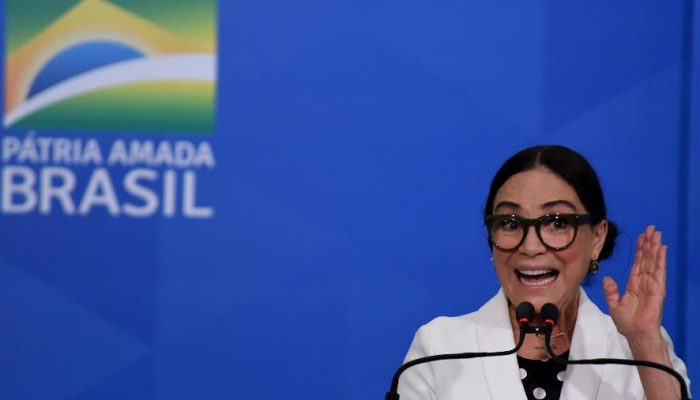 regina-duarte-discursa-durante-sua-posse-como-secretaria-da-cultura-1583337670272_v2_900x506