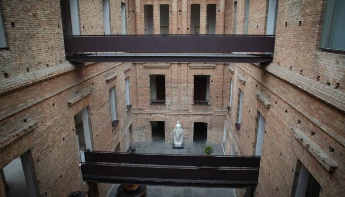 x53899335_RVG-Sao-Paulo-SP-25-11-2015-Especial-cidade-de-Sao-Paulo-Na-foto-Pinacoteca-Foto-Marcos-Alv.jpg.pagespeed.ic.beCXMdlAVs
